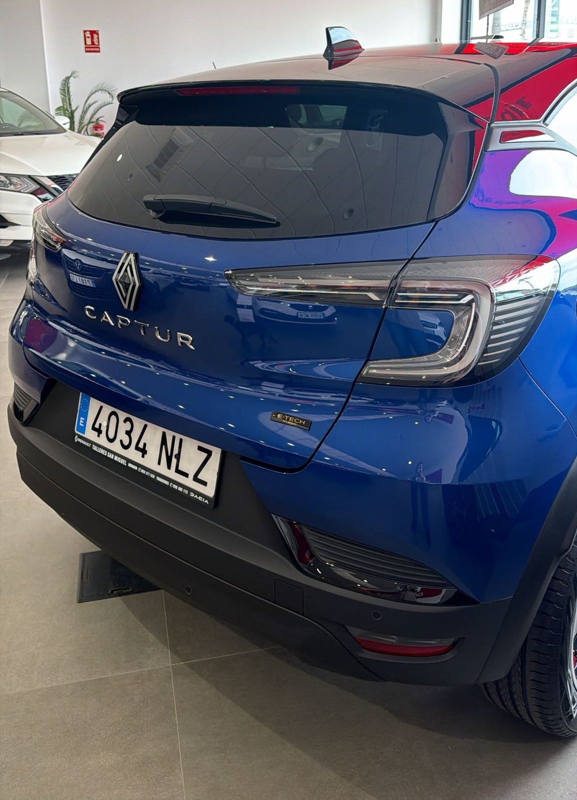 Renault Captur Techno E-tech Híbrido miniatura 5